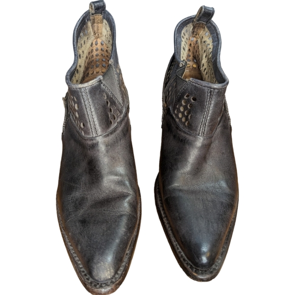 Corral Distressed Laser Cut Perforated Cowboy Ankle Boots sz 9 - Picture 3 of 8